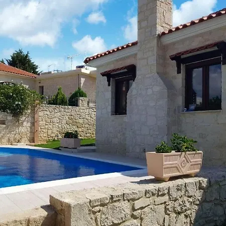 Heraklion Twins House - Private Pool Retreat Villa