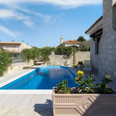 Heraklion Twins House - Private Pool Retreat Villa