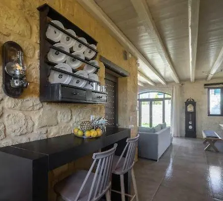 Villa Heraklion Twins House - Private Pool Retreat *